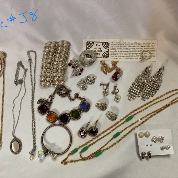 Emmons & miscellaneous jewelry (#8) - Picture 1 of 5